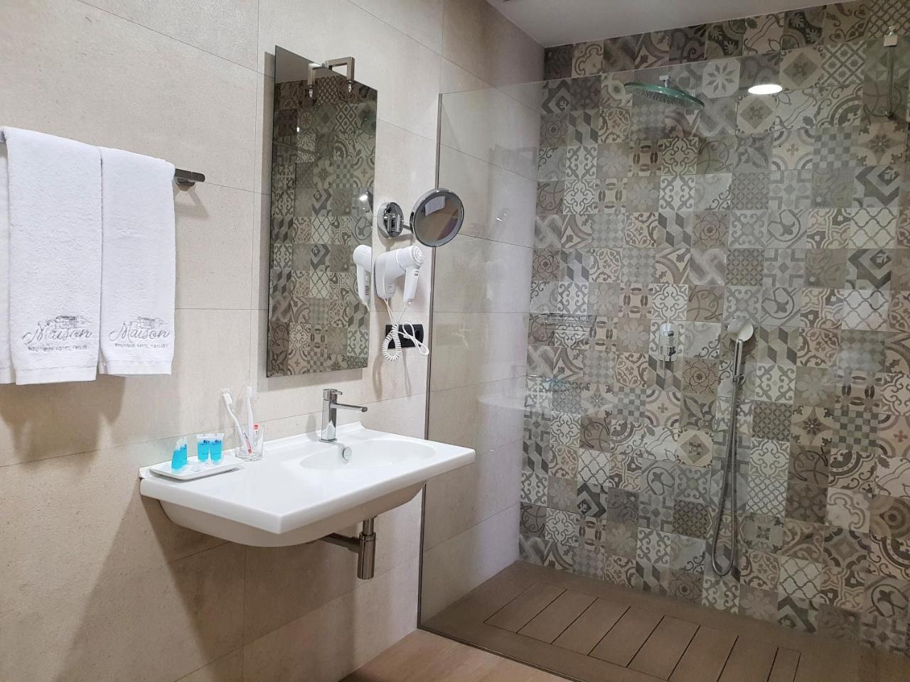 Maison Boutique Hotel Tbilisi Ngoại thất bức ảnh